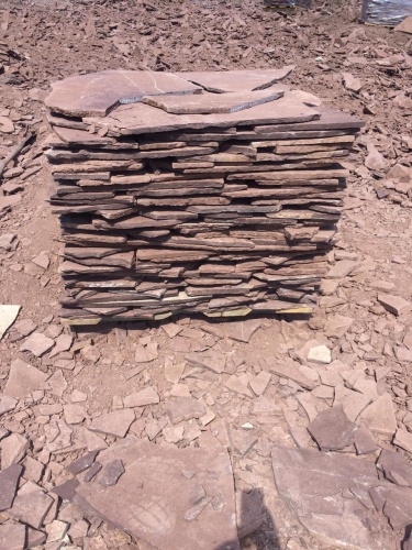 Плитняк лемезит бордовый для цоколя 1,5-2 см купить в Черноголовке