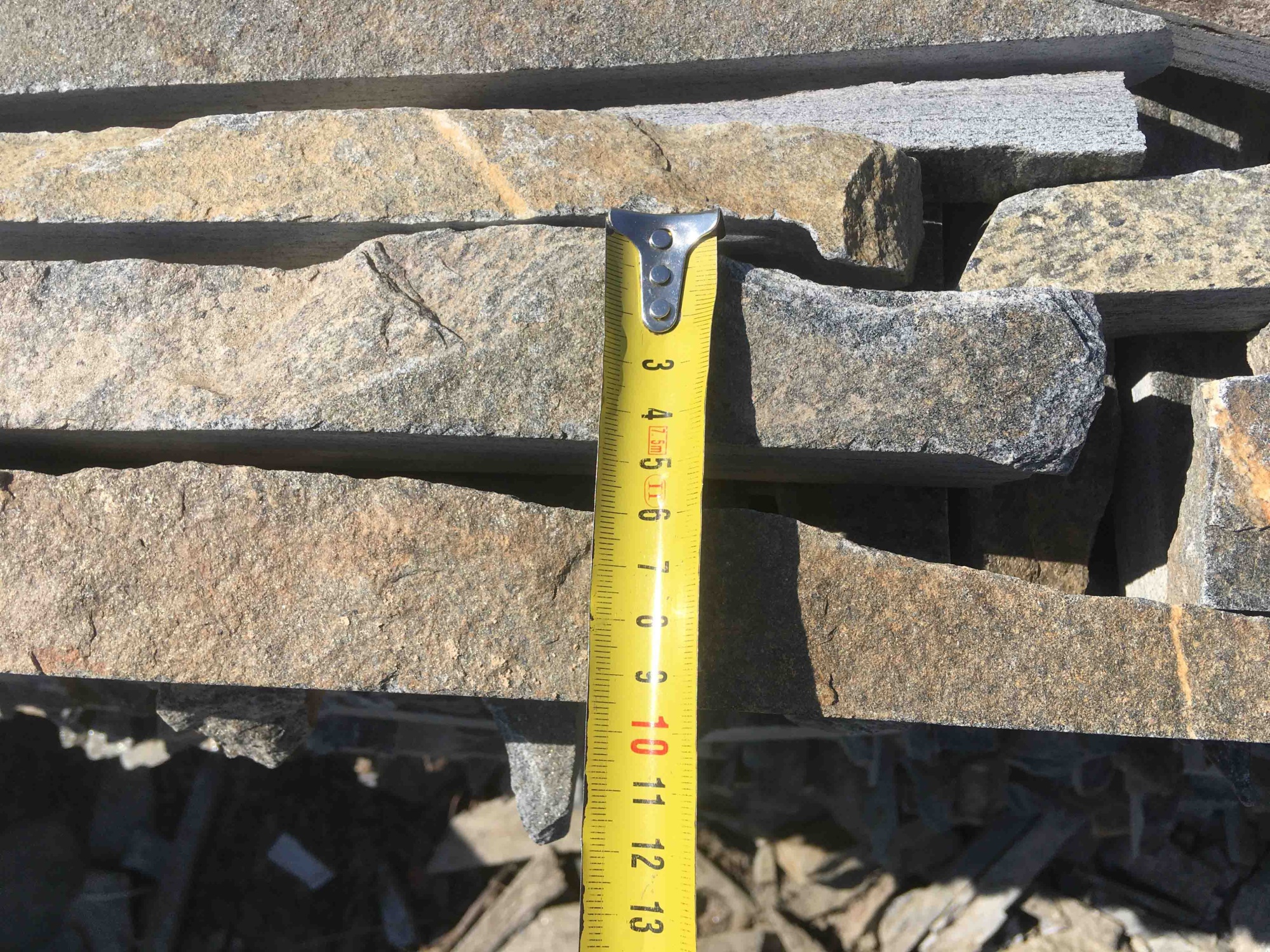 Горбушка златолит мультиколор для облицовки купить в Черноголовке