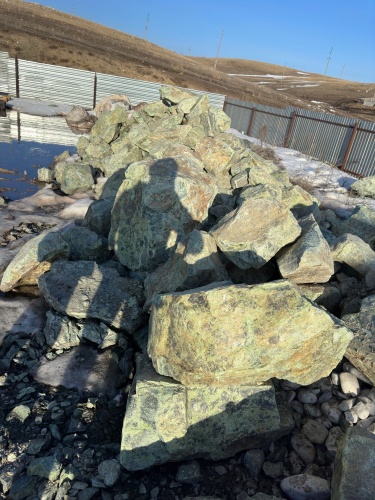 Камни для ландшафтного дизайна зелёные 10-60 килограмм купить в Черноголовке