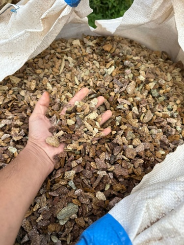 Златолит персиковый декоративная каменная крошка купить в Черноголовке