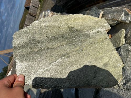 Плитняк златолит зелёный для цоколя, отмостки купить в Черноголовке