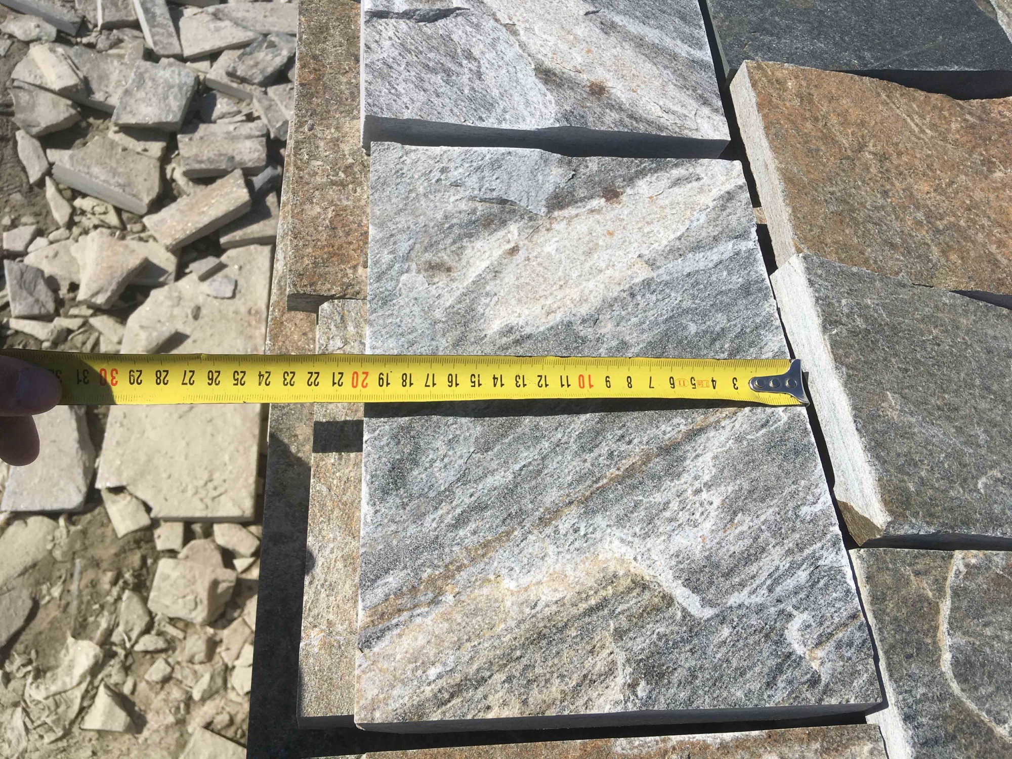 Плитка пилёная златолит Уральский для фасада купить в Черноголовке