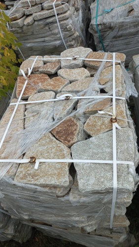 Плитняк галтованный гранитный для ландшафтного дизайна купить в Черноголовке